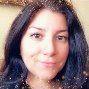 Meet your Posher, Teresa